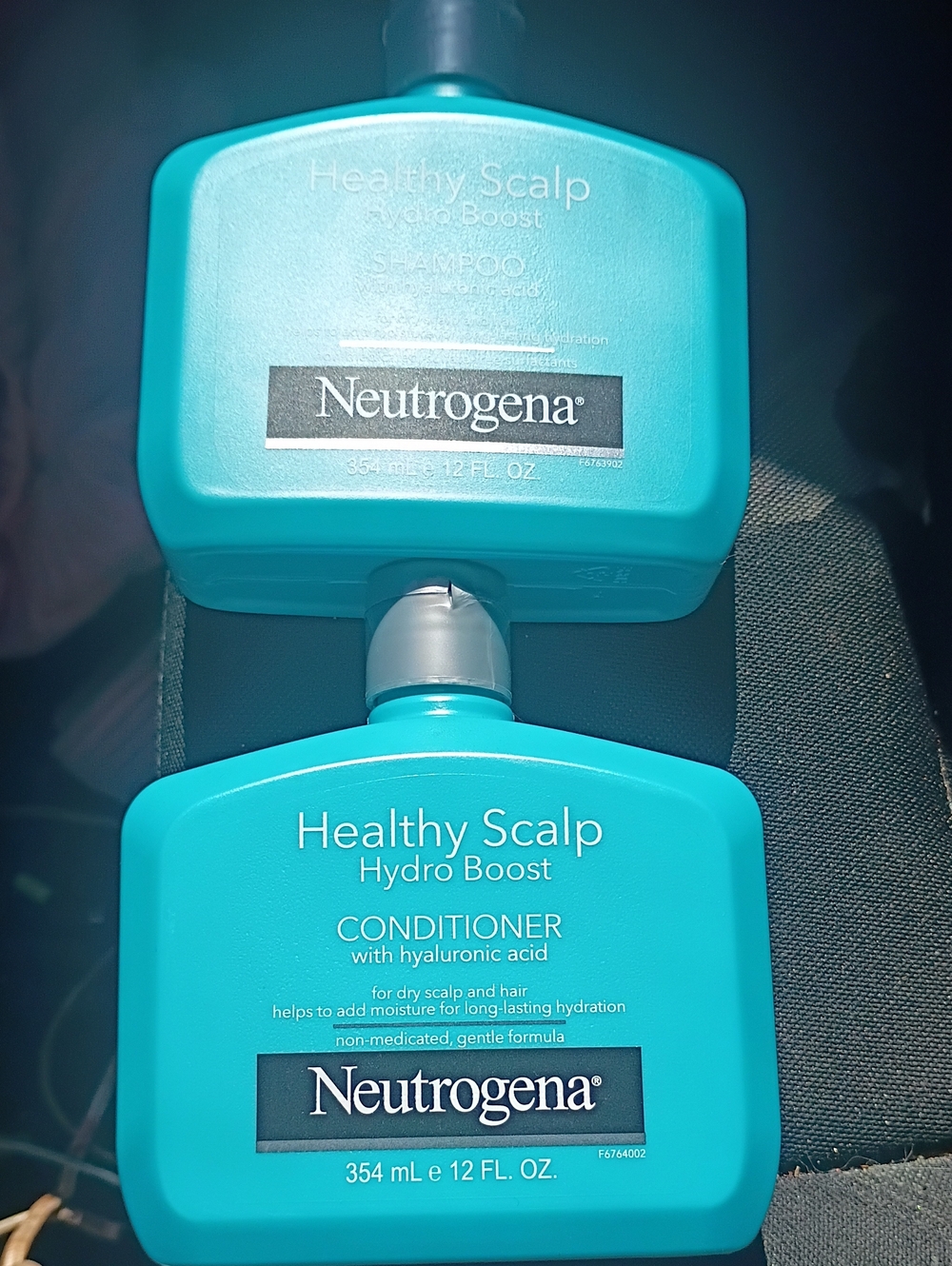 Neutrogena Hydro Boost Shampoo & Conditioner with Hyaluronic Acid